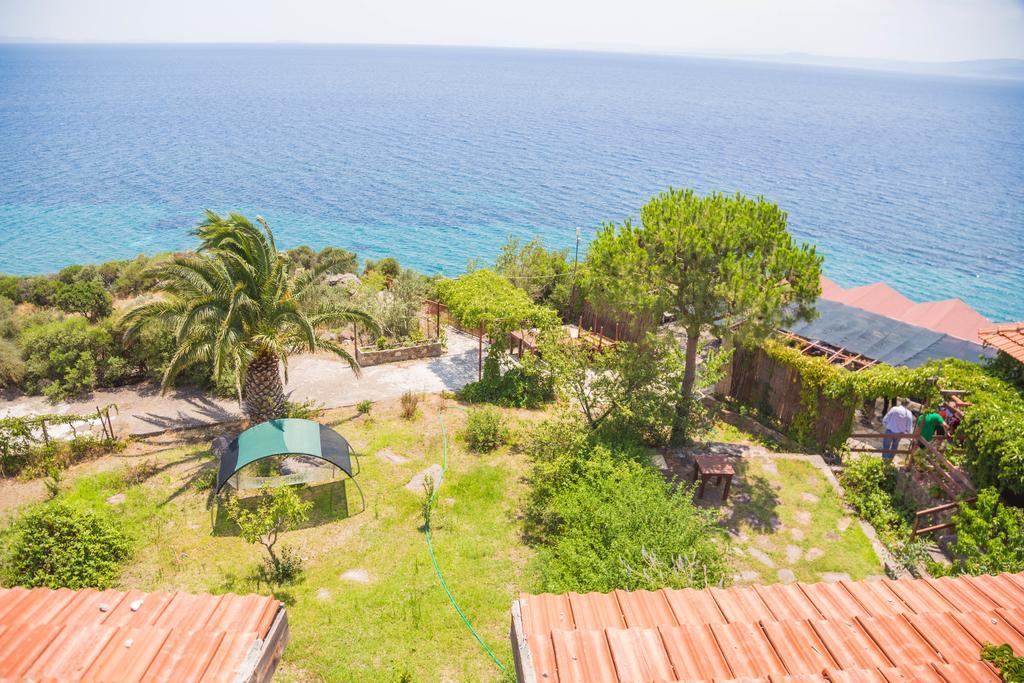 Assos Terrace Hotel エクステリア 写真