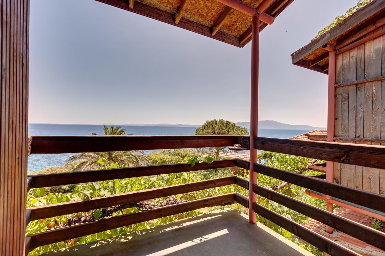 Assos Terrace Hotel エクステリア 写真